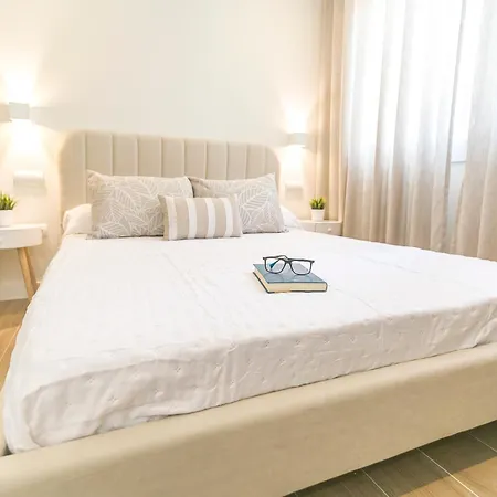 Апартаменти Canovas - Posidonia Нерха