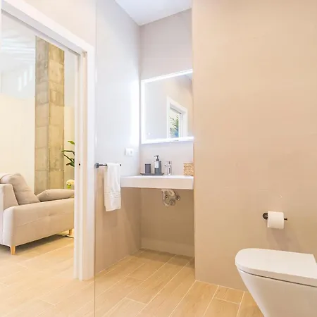 Апартаменти Canovas - Posidonia