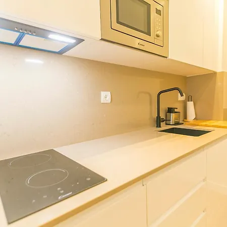 Canovas - Posidonia Apartman